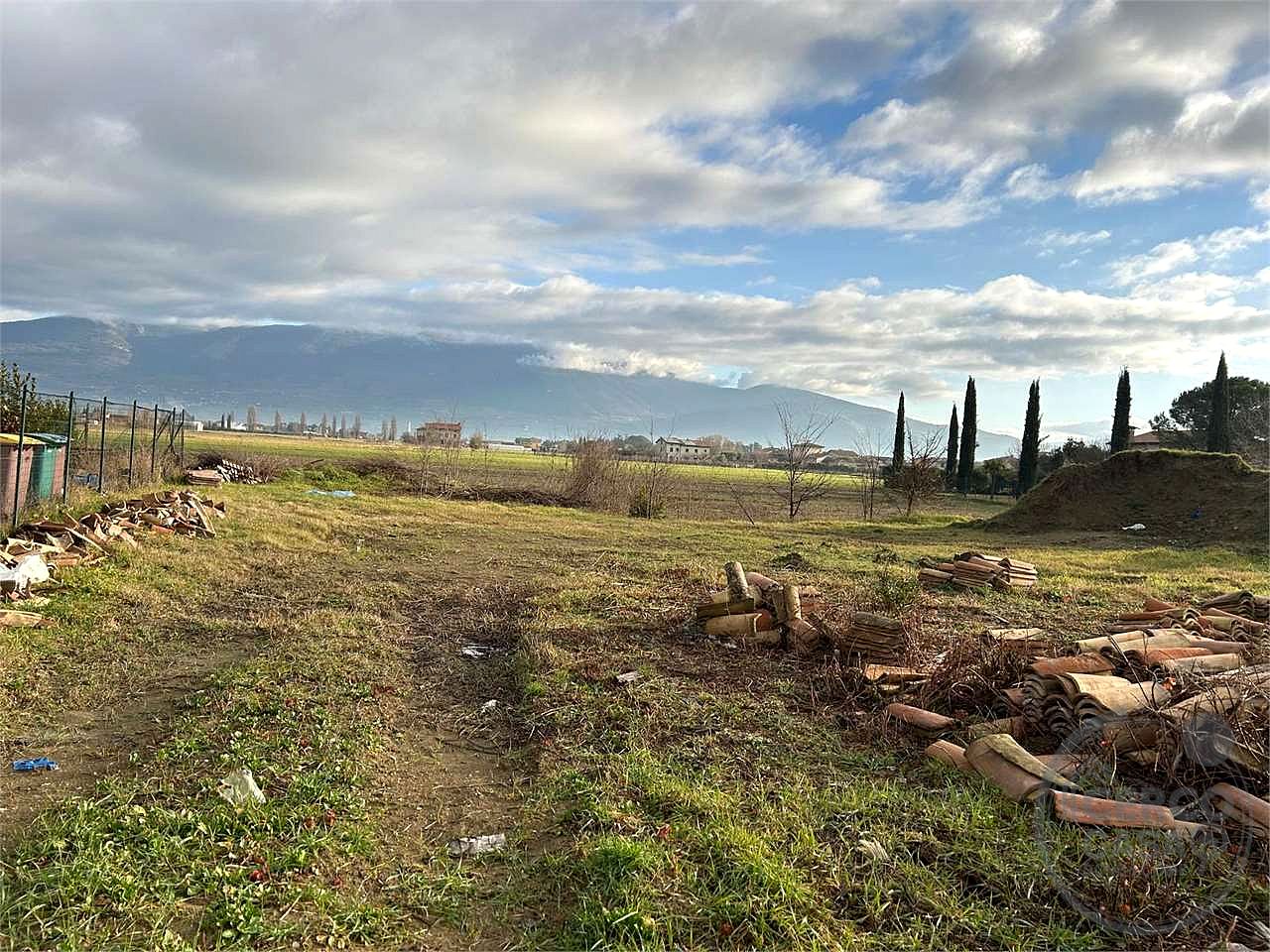 CANNARA – TERRENO EDIFICABILE