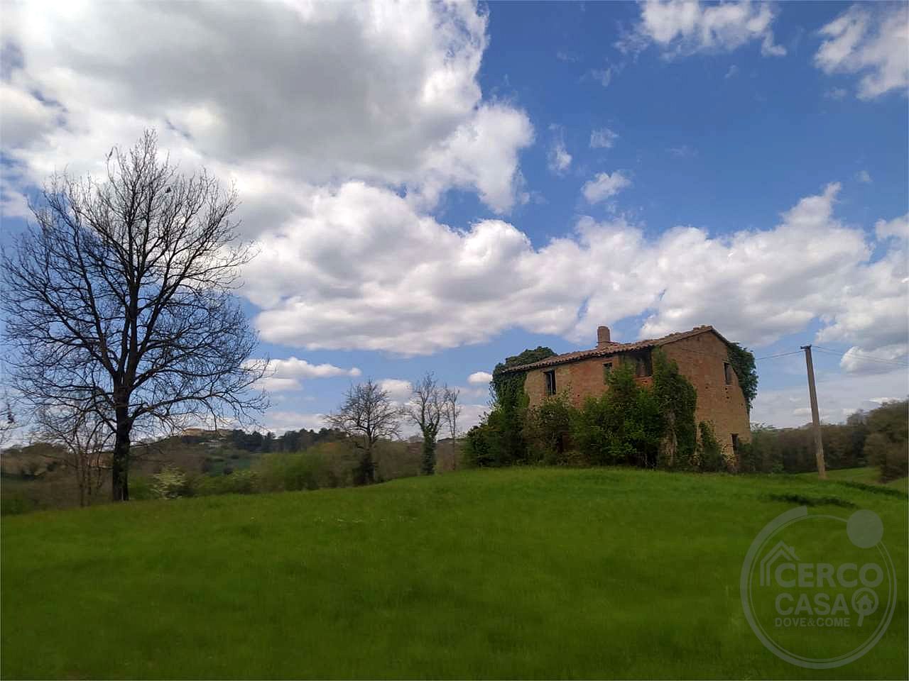 CASALE DA RISTRUTTURARE CON TERRENO