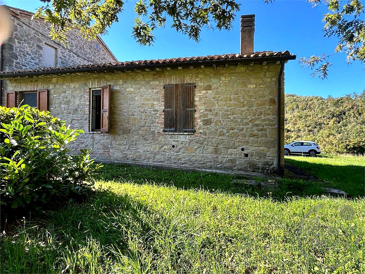 APPARTAMENTO INDIPENDENTE CON GIARDINO ESCLUSIVO