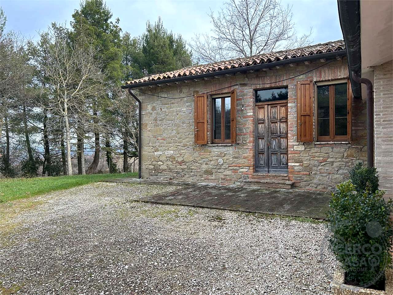 APPARTAMENTO INDIPENDENTE CON GIARDINO ESCLUSIVO