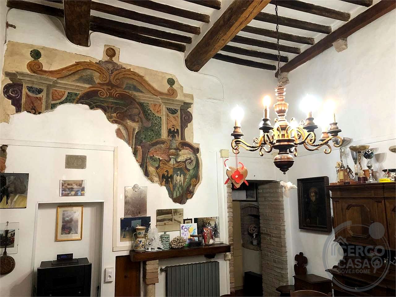 TODI - APPARTAMENTO IN CENTRO STORICO