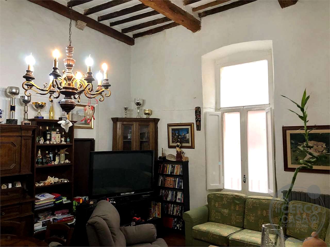 TODI - APPARTAMENTO IN CENTRO STORICO