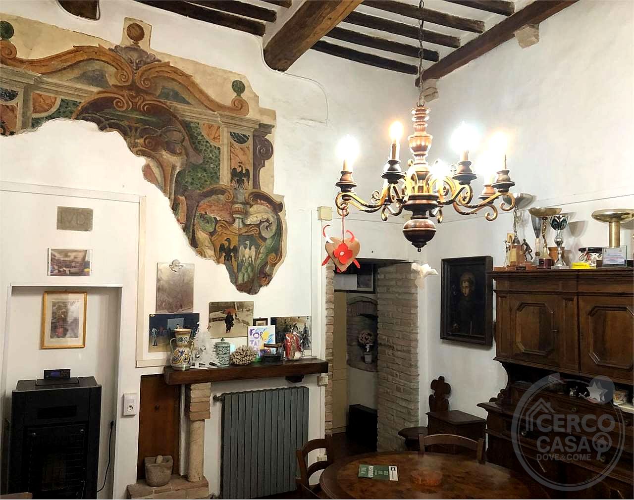 TODI - APPARTAMENTO IN CENTRO STORICO