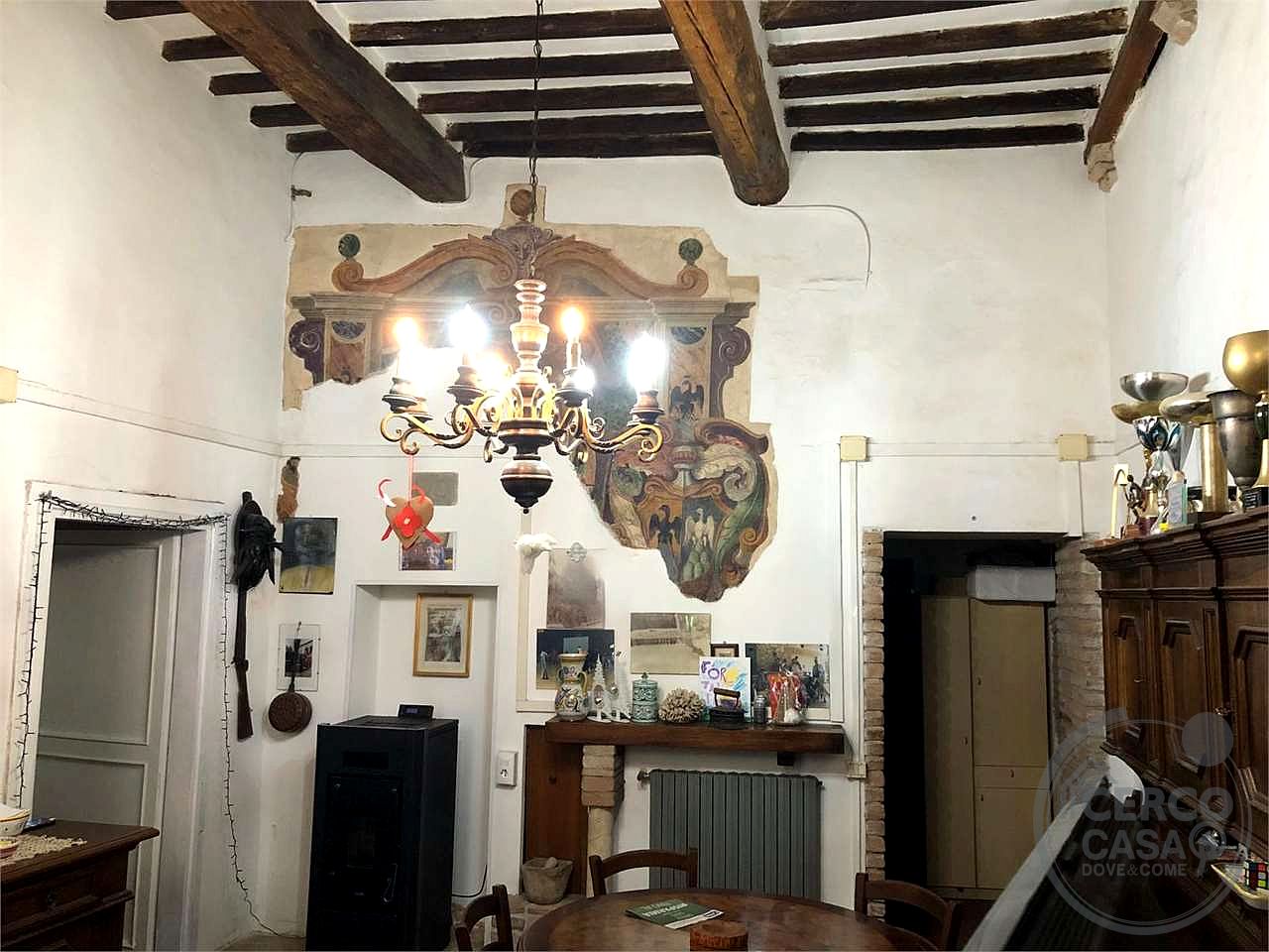 TODI - APPARTAMENTO IN CENTRO STORICO