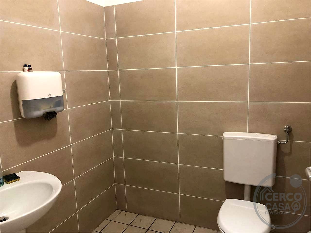 NEGOZIO IN VENDITA A PONTERIO DI TODI