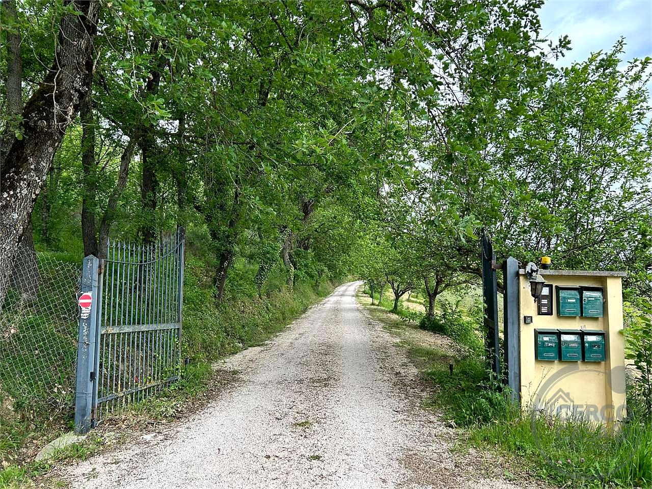 CANNARA (COLLEMANCIO): APPARTAMENTO IN CASALE