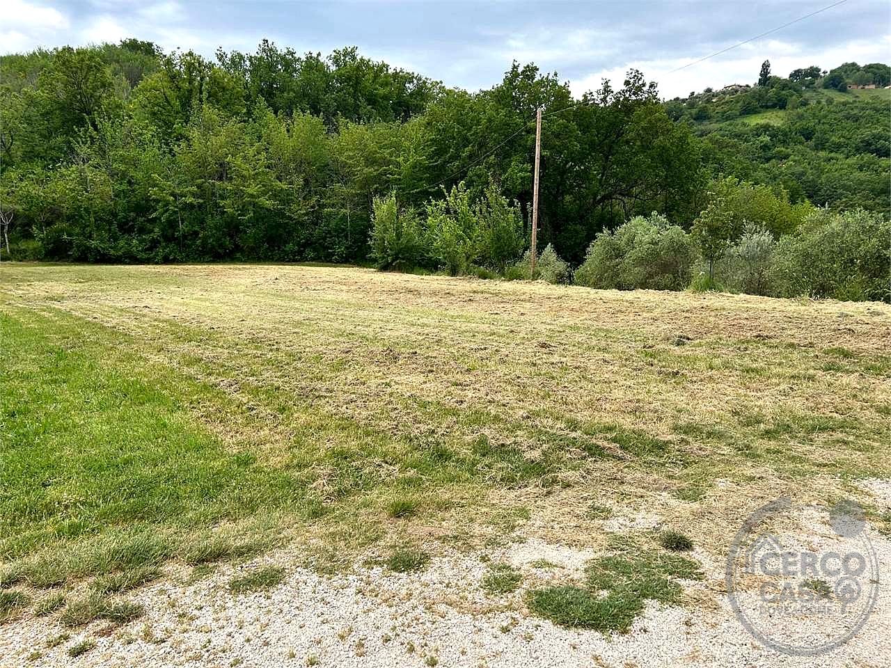 CANNARA (COLLEMANCIO): APPARTAMENTO IN CASALE