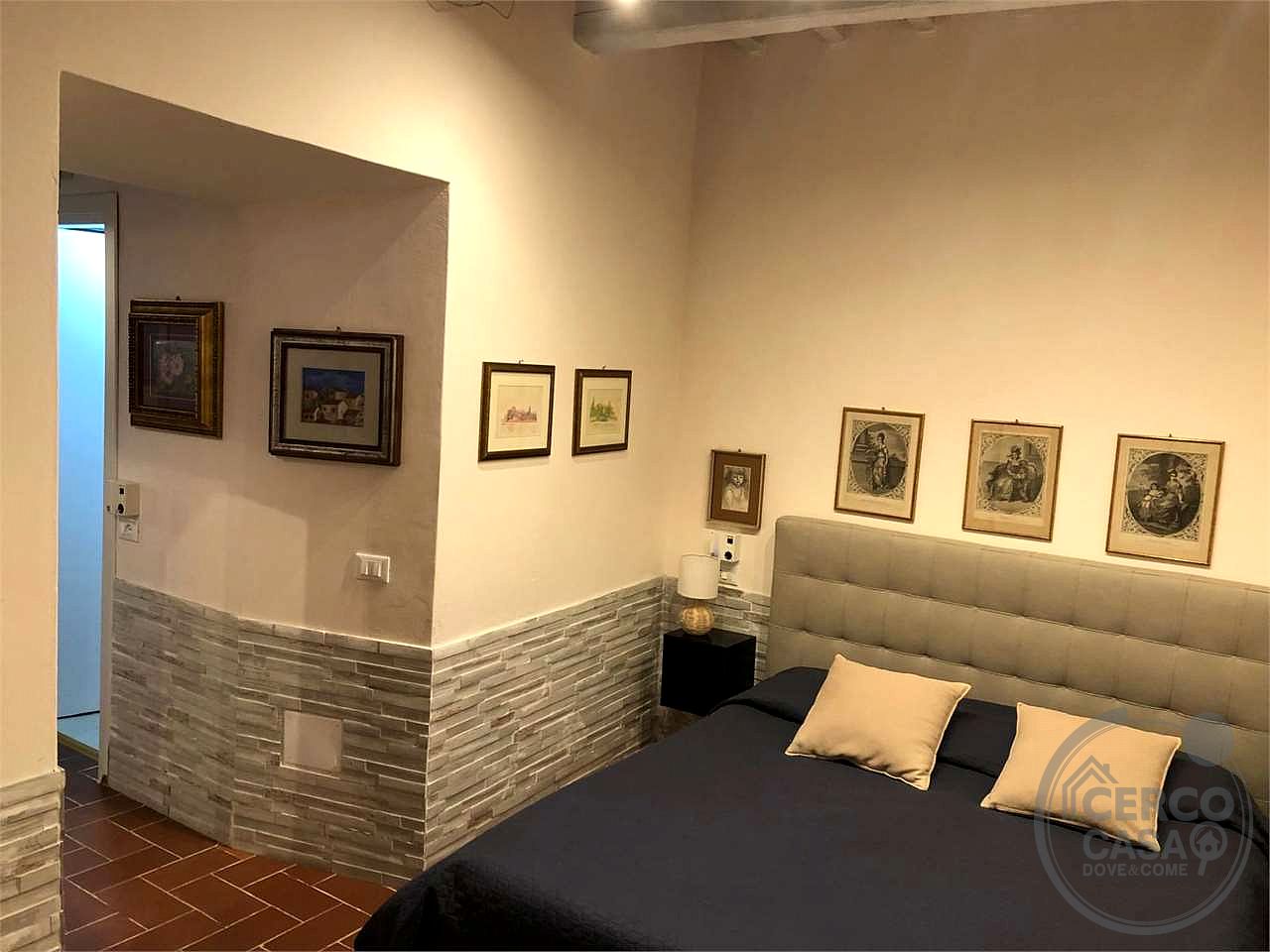 TODI: CARATTERISTICO APPARTAMENTO IN CENTRO STORICO
