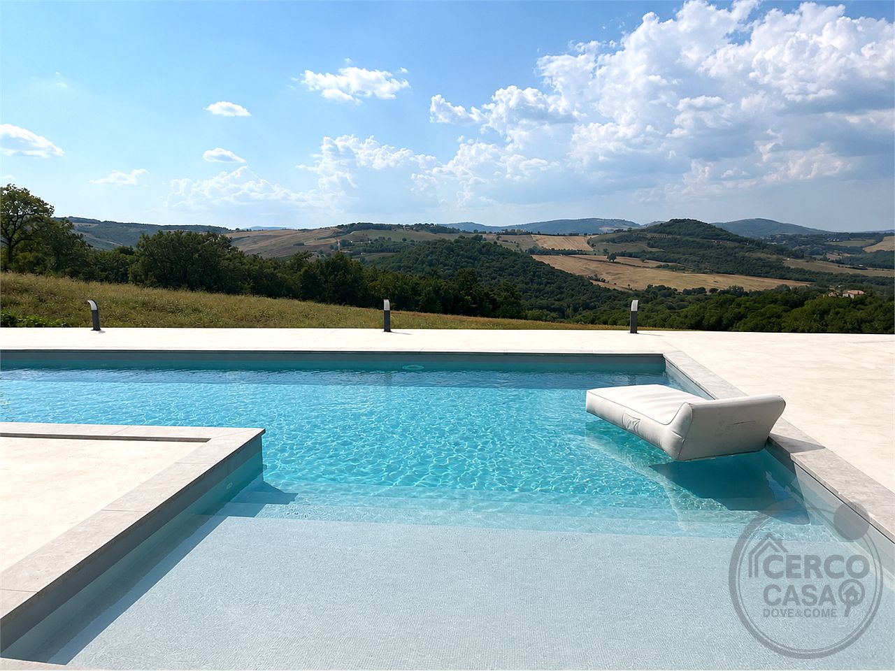 BORGO WELLNESS TODI - TENUTA PRIVATA CON SORGENTI NATURALI, SPA DI 580 MQ E VISTA SU TODI