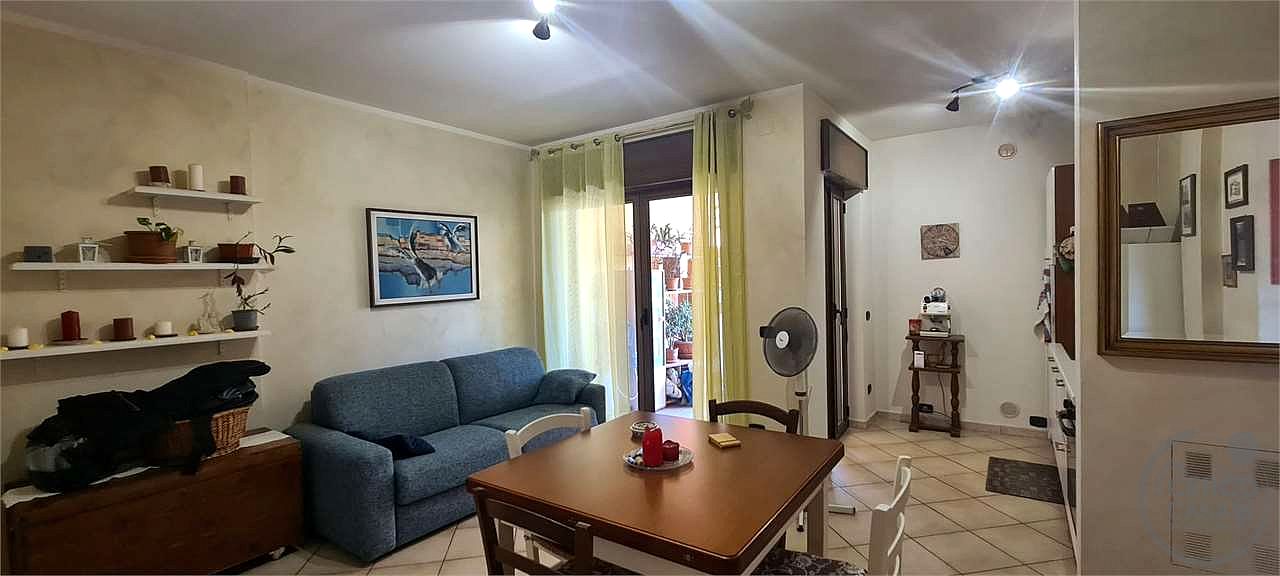 TODI - PIAN DI PORTO: APPARTAMENTO CON GARAGE