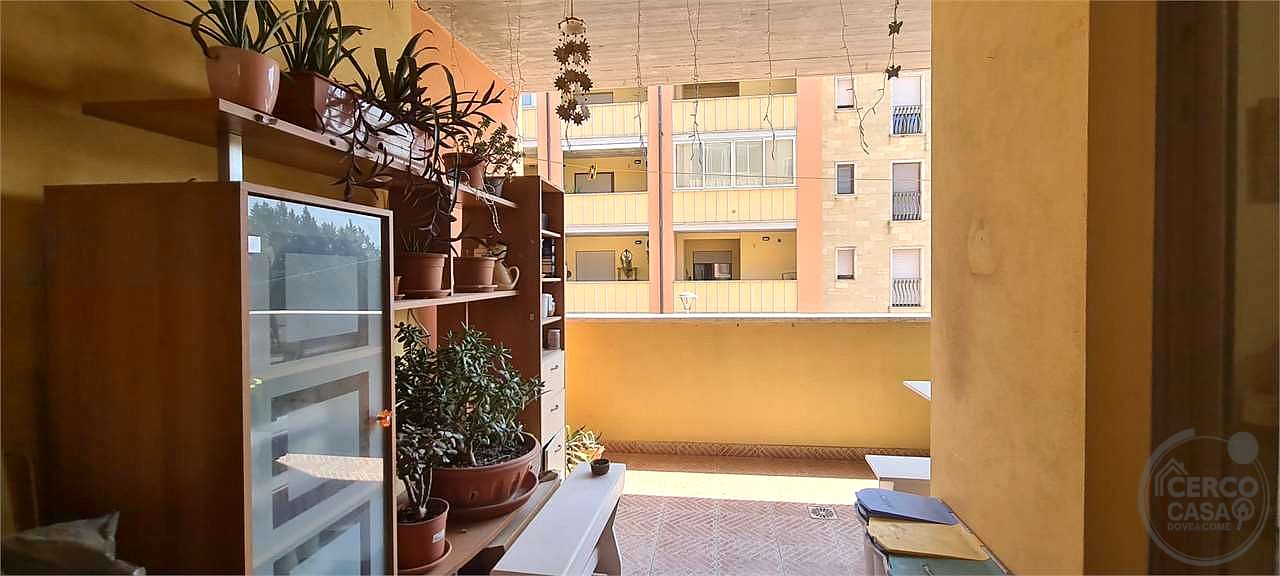 TODI - PIAN DI PORTO: APPARTAMENTO CON GARAGE