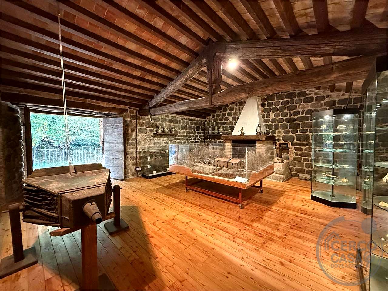 ANTICA FERRIERA MEDIEVALE IN VENDITA TRA SIENA E GROSSETO