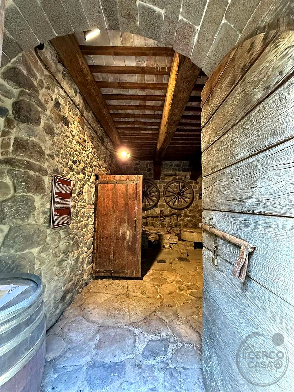 ANTICA FERRIERA MEDIEVALE IN VENDITA TRA SIENA E GROSSETO