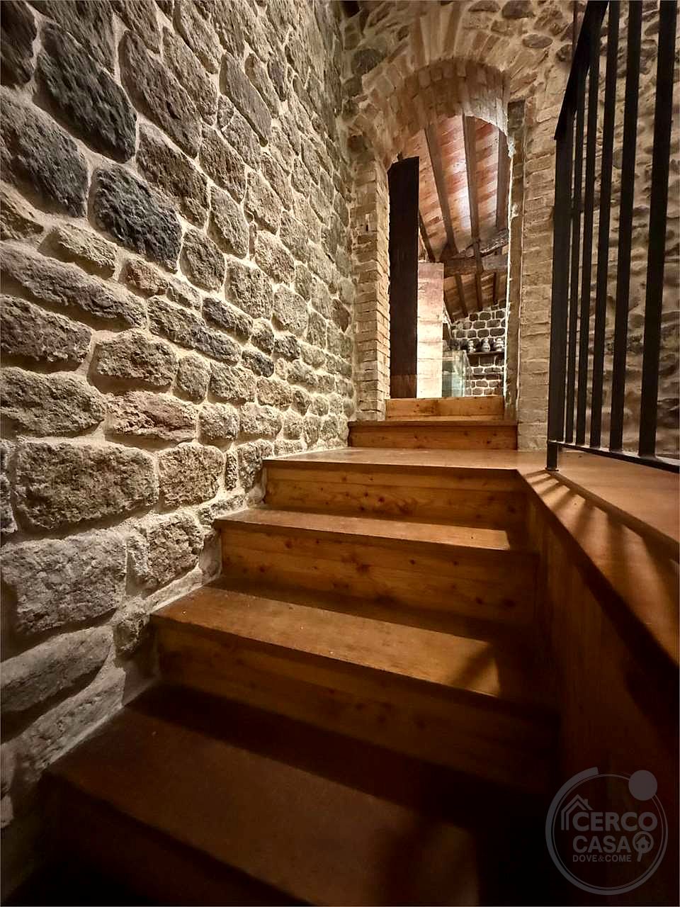ANTICA FERRIERA MEDIEVALE IN VENDITA TRA SIENA E GROSSETO