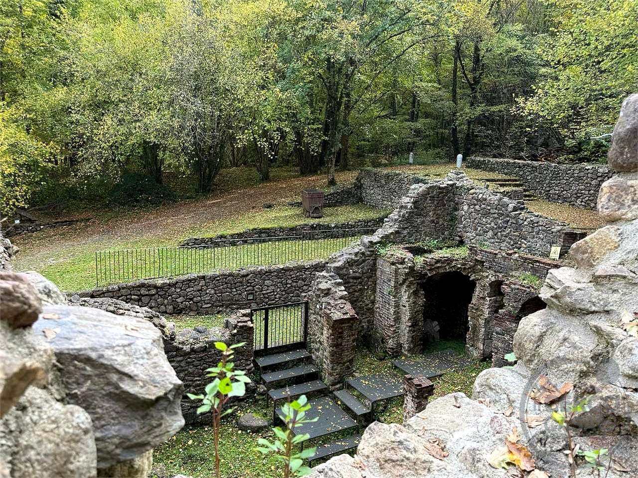 ANTICA FERRIERA MEDIEVALE IN VENDITA TRA SIENA E GROSSETO