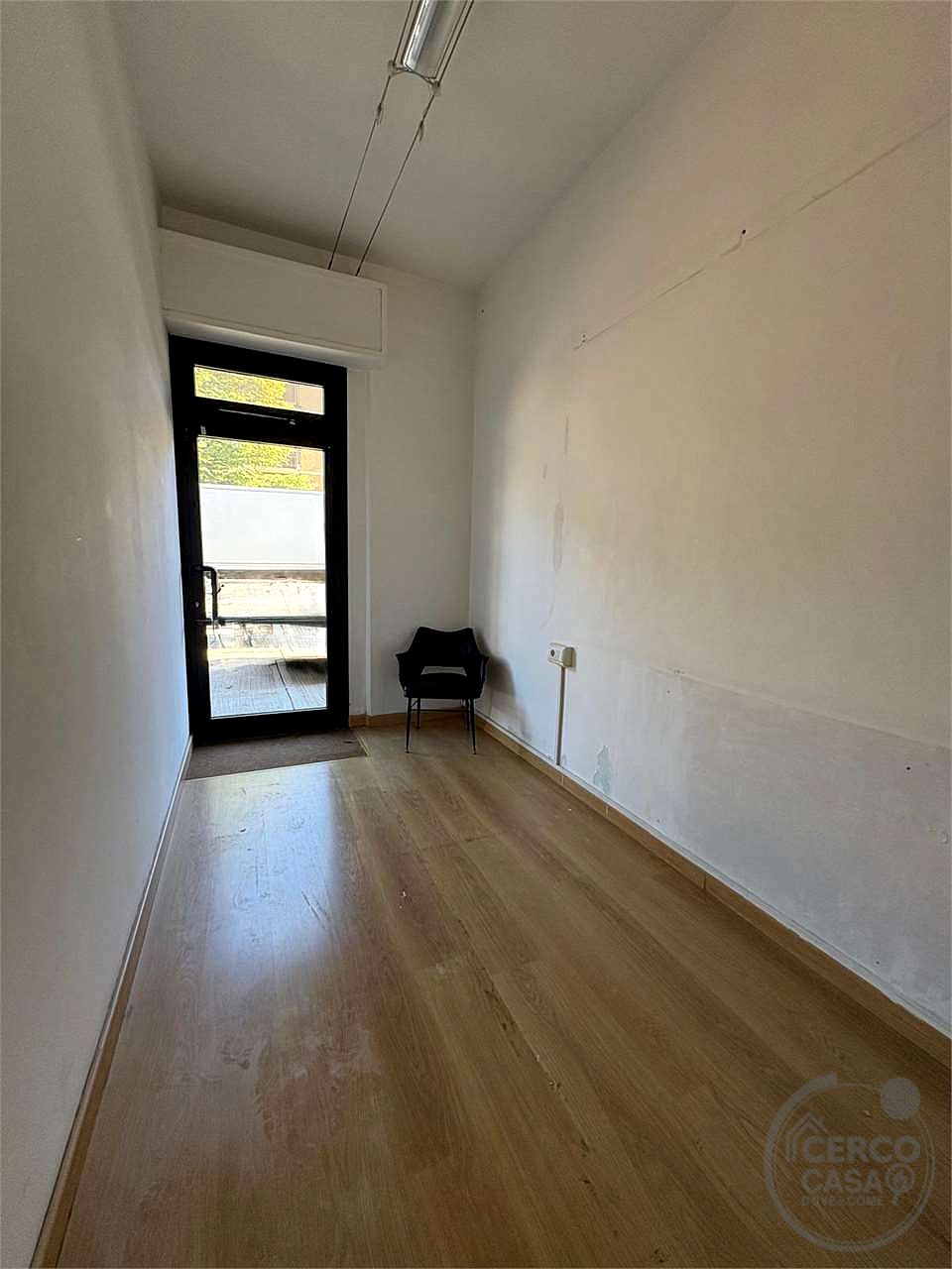 TODI - PONTERIO: NEGOZIO IN AFFITTO