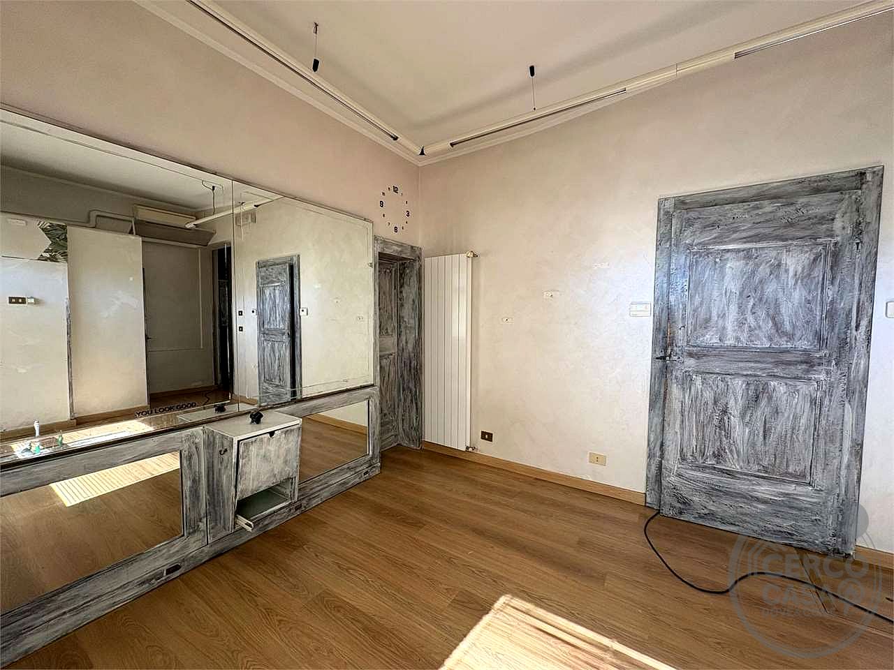 TODI - PONTERIO: NEGOZIO IN AFFITTO