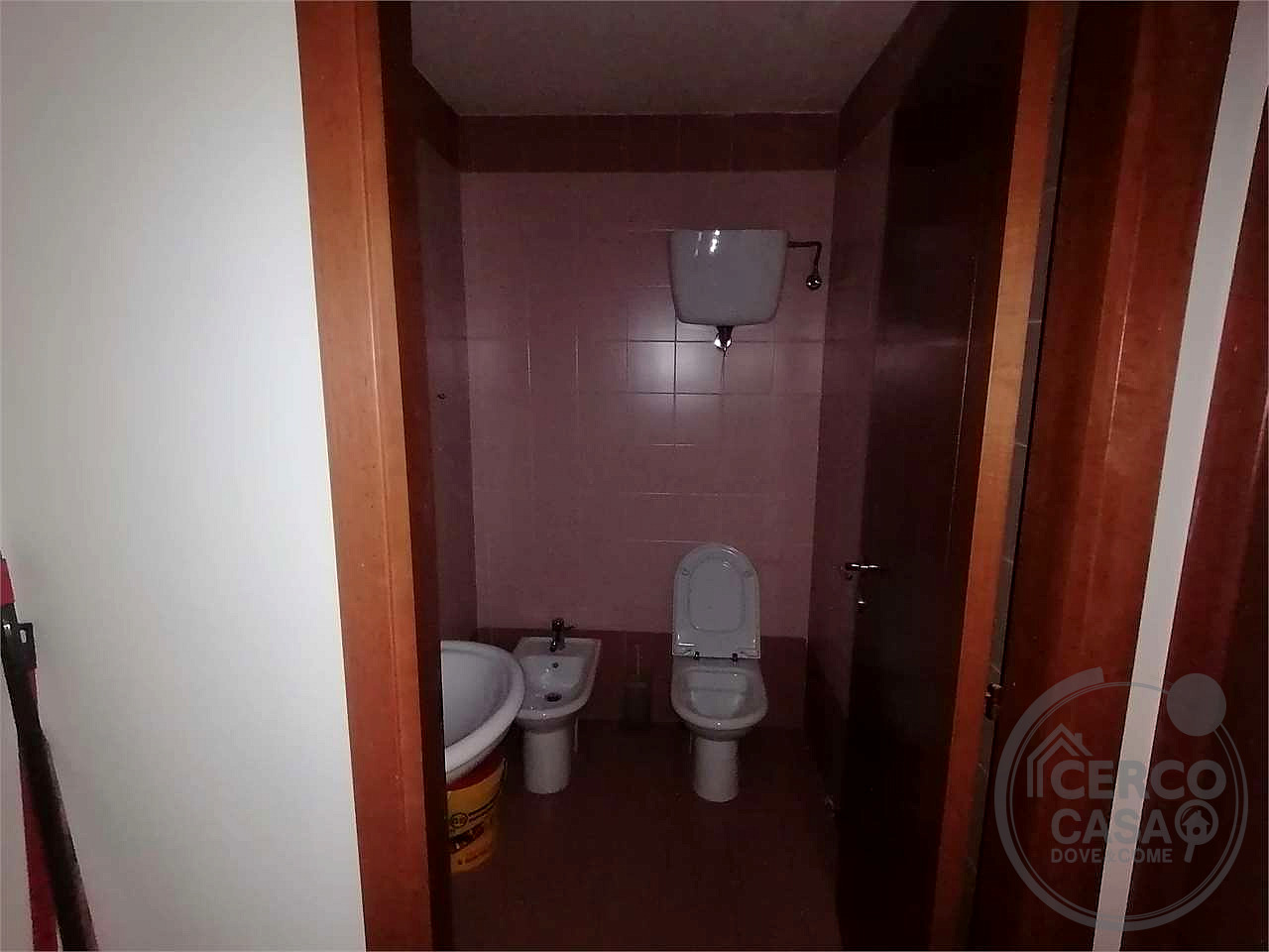 Perugia, zona stazione affittasi due uffici