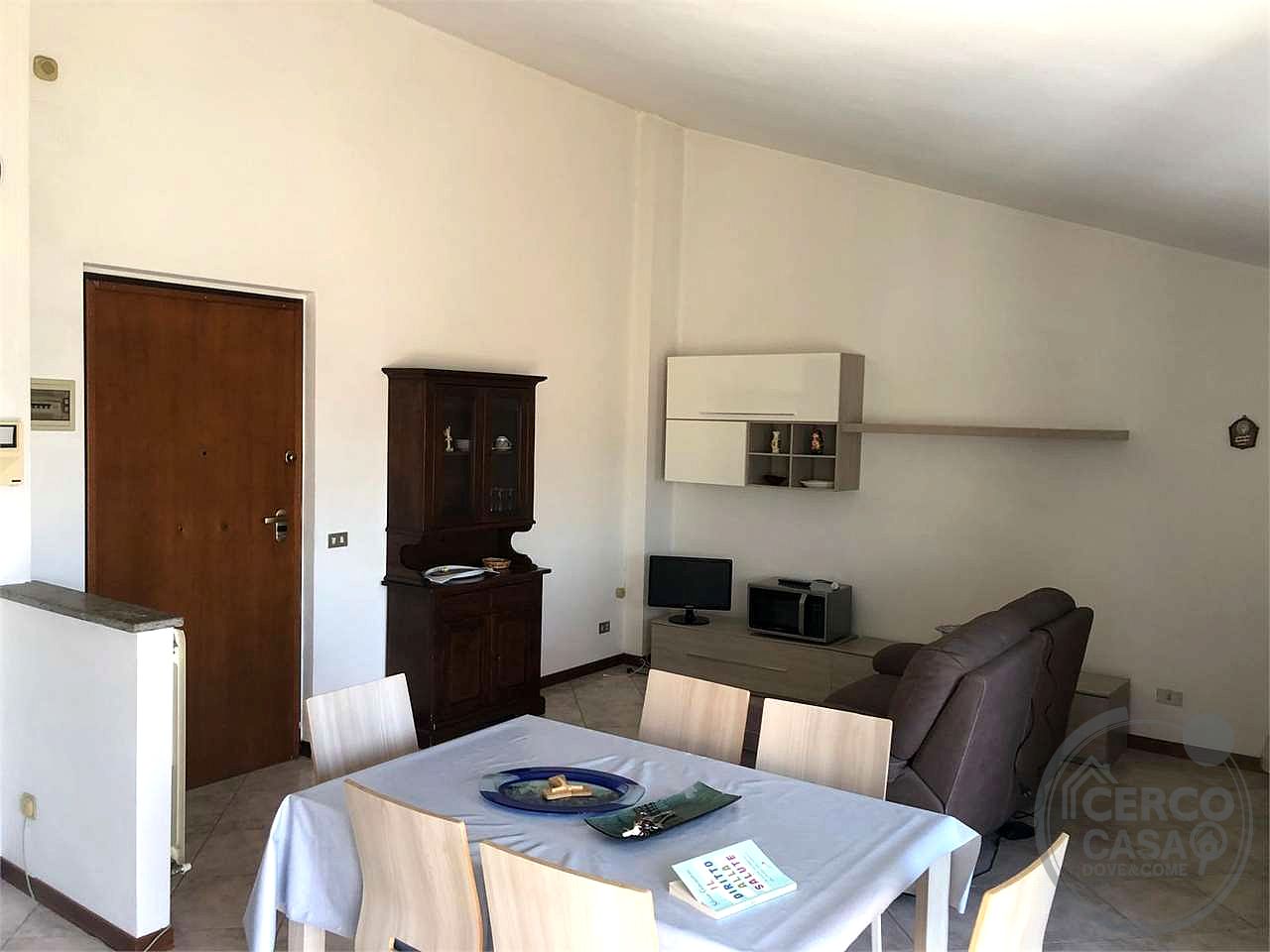 TODI - CAPPUCCINI: ULTIMO PIANO CON AMPIO TERRAZZO E GARAGE