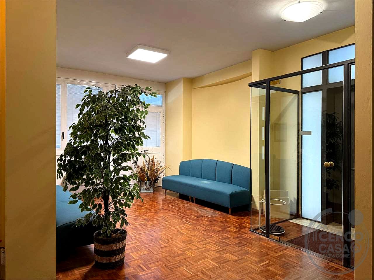 SANTA MARIA DEGLI ANGELI: LOCALE COMMERCIALE AD USO STUDIO