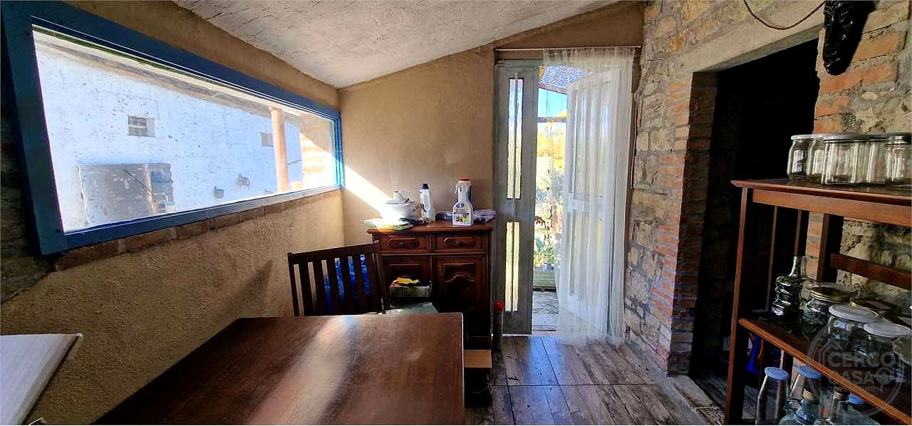 TODI - TORREGENTILE: SOLUZIONE SEMINDIPENDENTE IN PIETRA