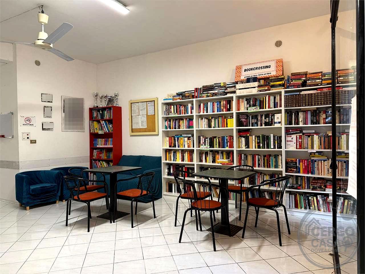 CANNARA: LOCALE COMMERCIALE NEL CENTRO STORICO