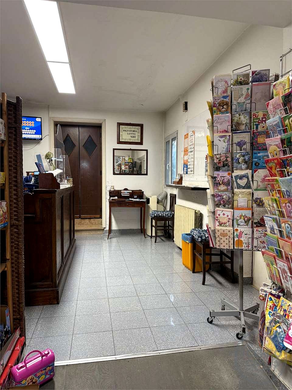 PERUGIA - PONTE SAN GIOVANNI: TABACCHERIA STORICA IN VENDITA