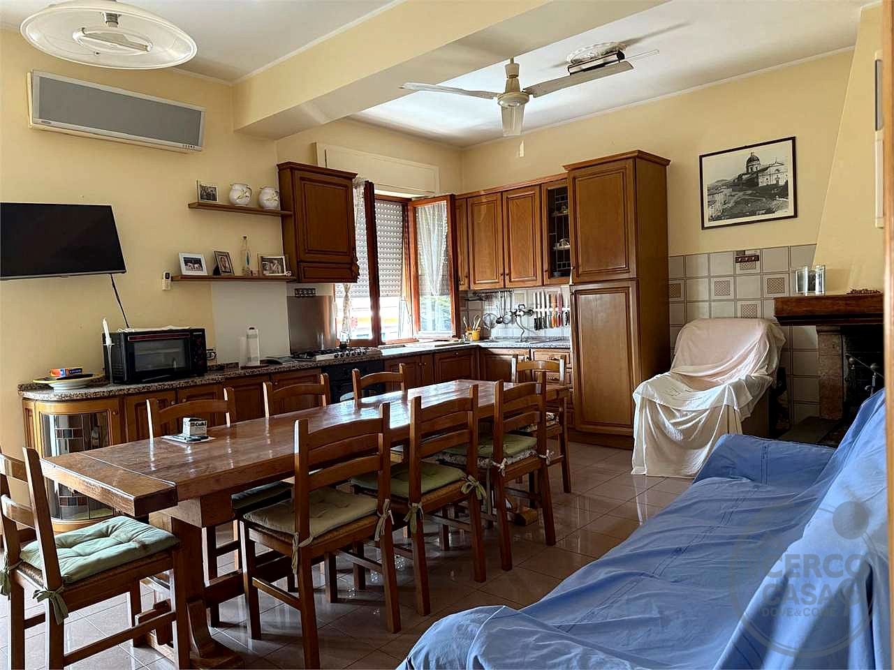 SANTA MARIA DEGLI ANGELI: APPARTAMENTO IN AFFITTO