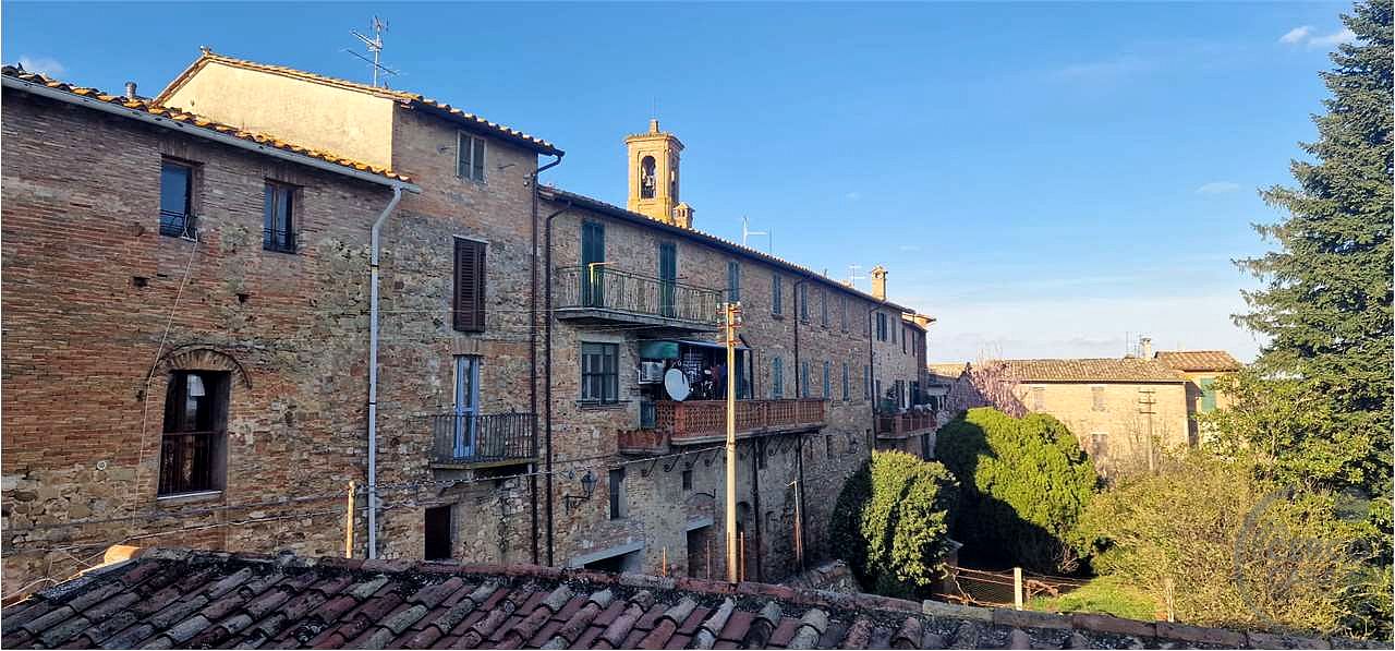 MARSCIANO - CERQUETO: APPARTAMENTO NEL CENTRO STORICO