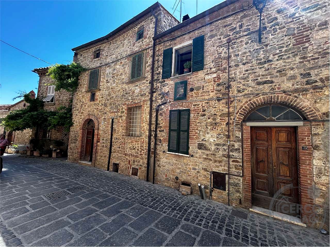TERNI - CENTRO STORICO DI PARRANO: CIELO-TERRA CON VISTA PANORAMICA