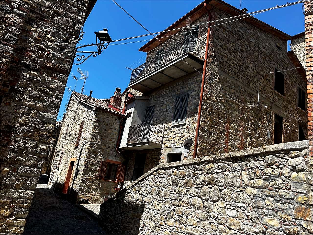TERNI - CENTRO STORICO DI PARRANO: CIELO-TERRA CON VISTA PANORAMICA