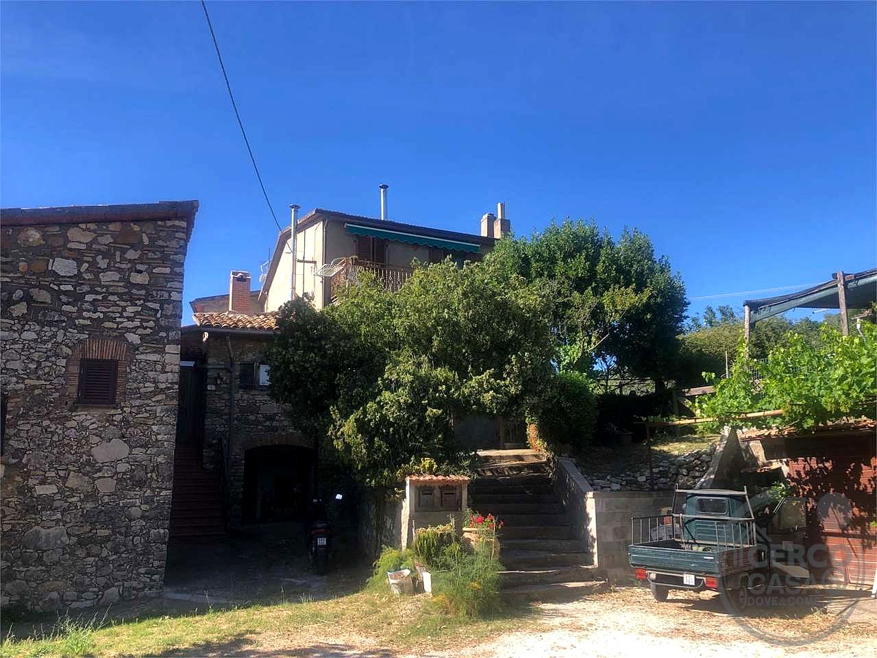 MONTECCHIO: APPARTAMENTO CON VISTA PANORAMICA