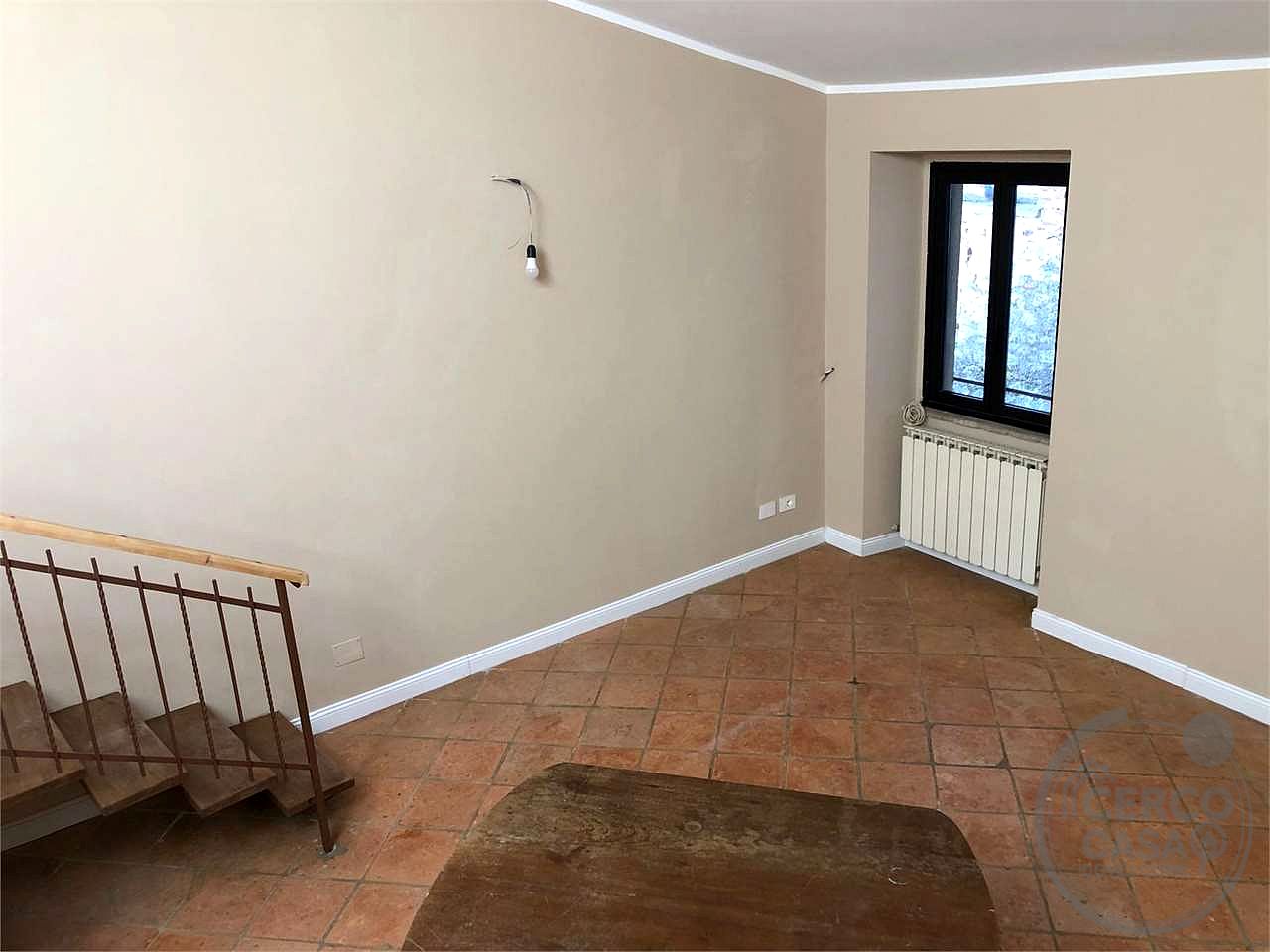 TODI - CENTRO STORICO: ATTICO IN PIAZZA DEL POPOLO