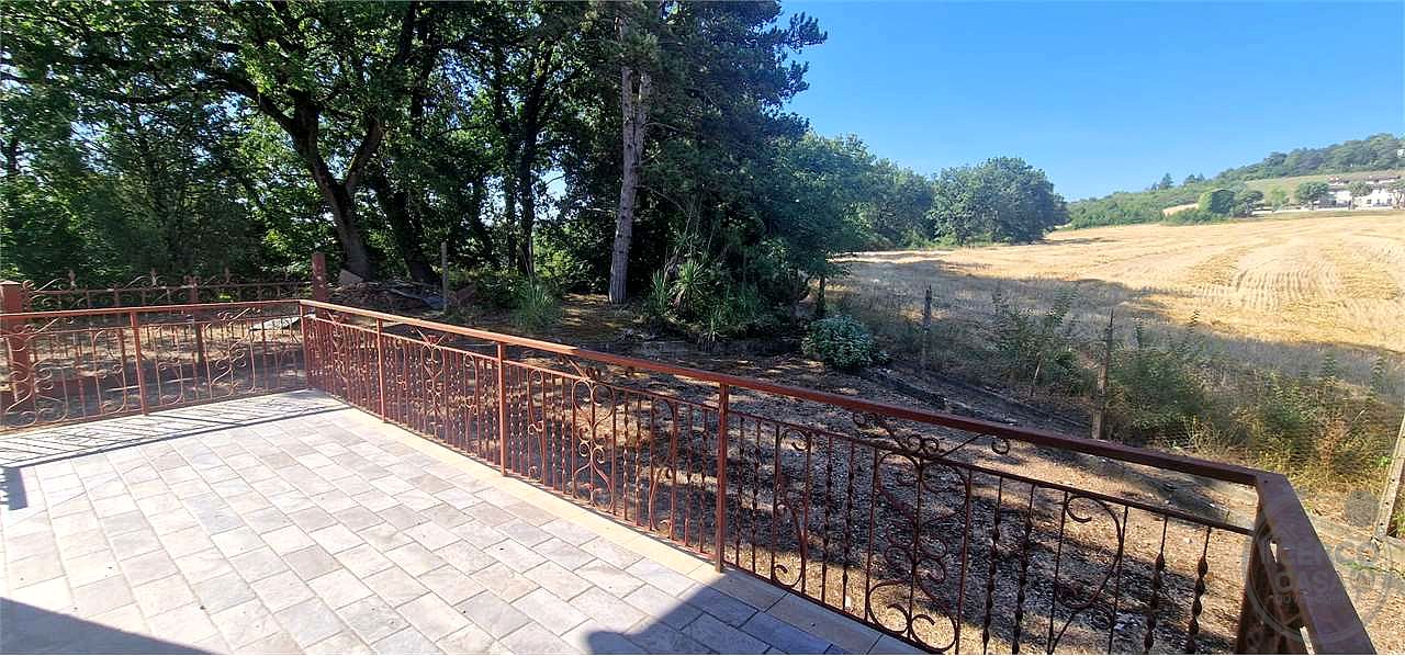 SAN VENANZO - CIVITELLA DEI CONTI: CASA SINGOLA CON TERRENO