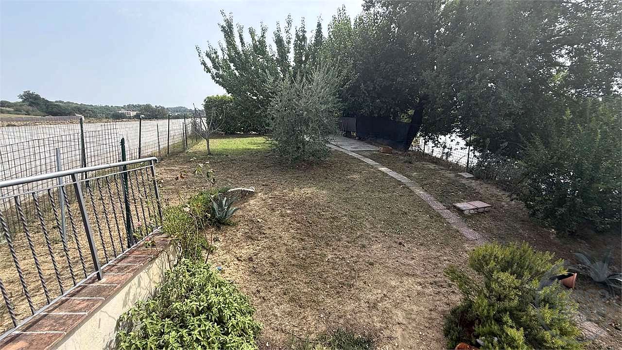 TODI - PANTALLA - CASA SINGOLA CON GIARDINO