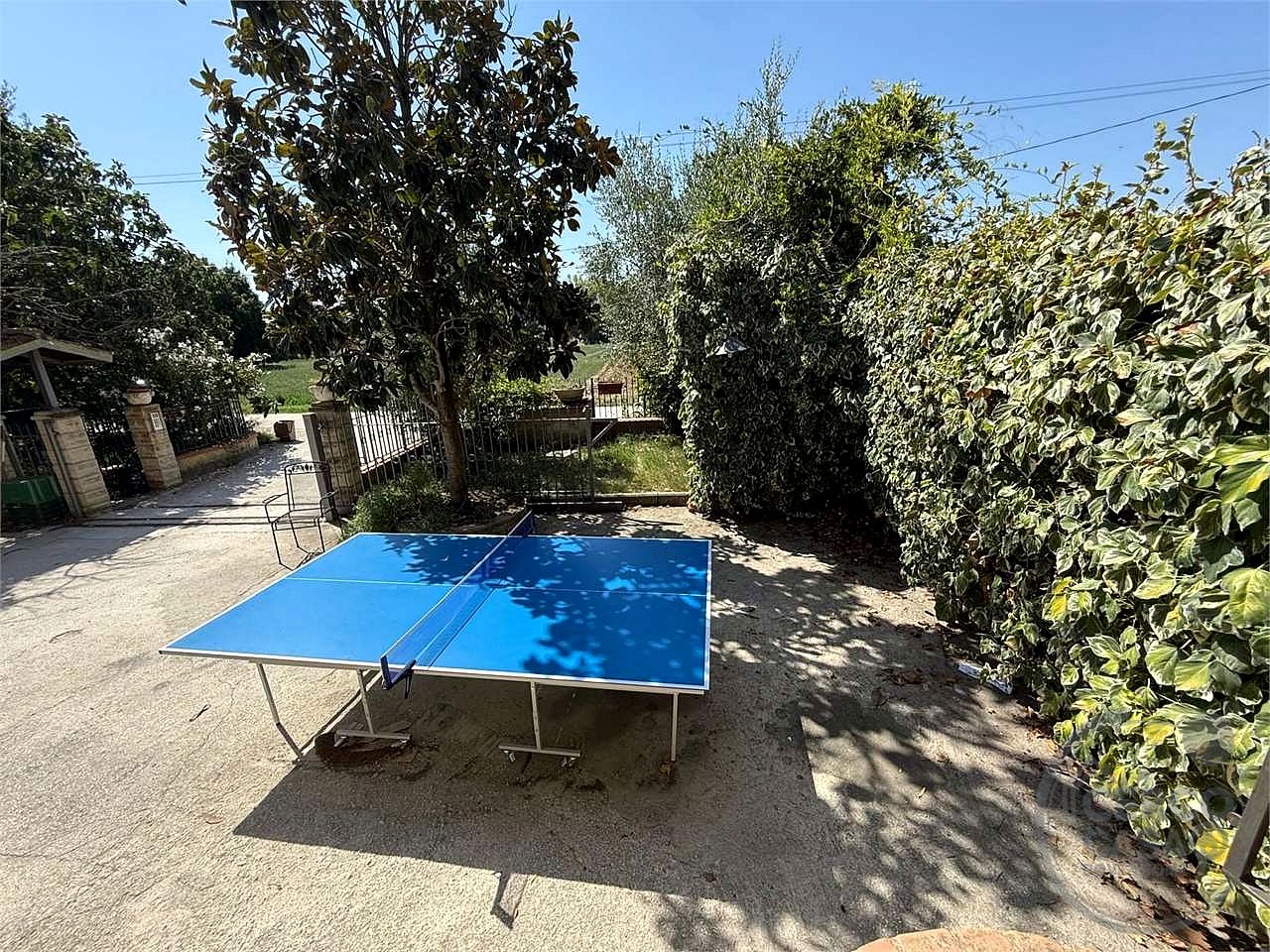ASSISI - TORDIBETTO - APPARTAMENTO AL PIANO TERRA RIALZATO CON CORTE ESCLUSIVA