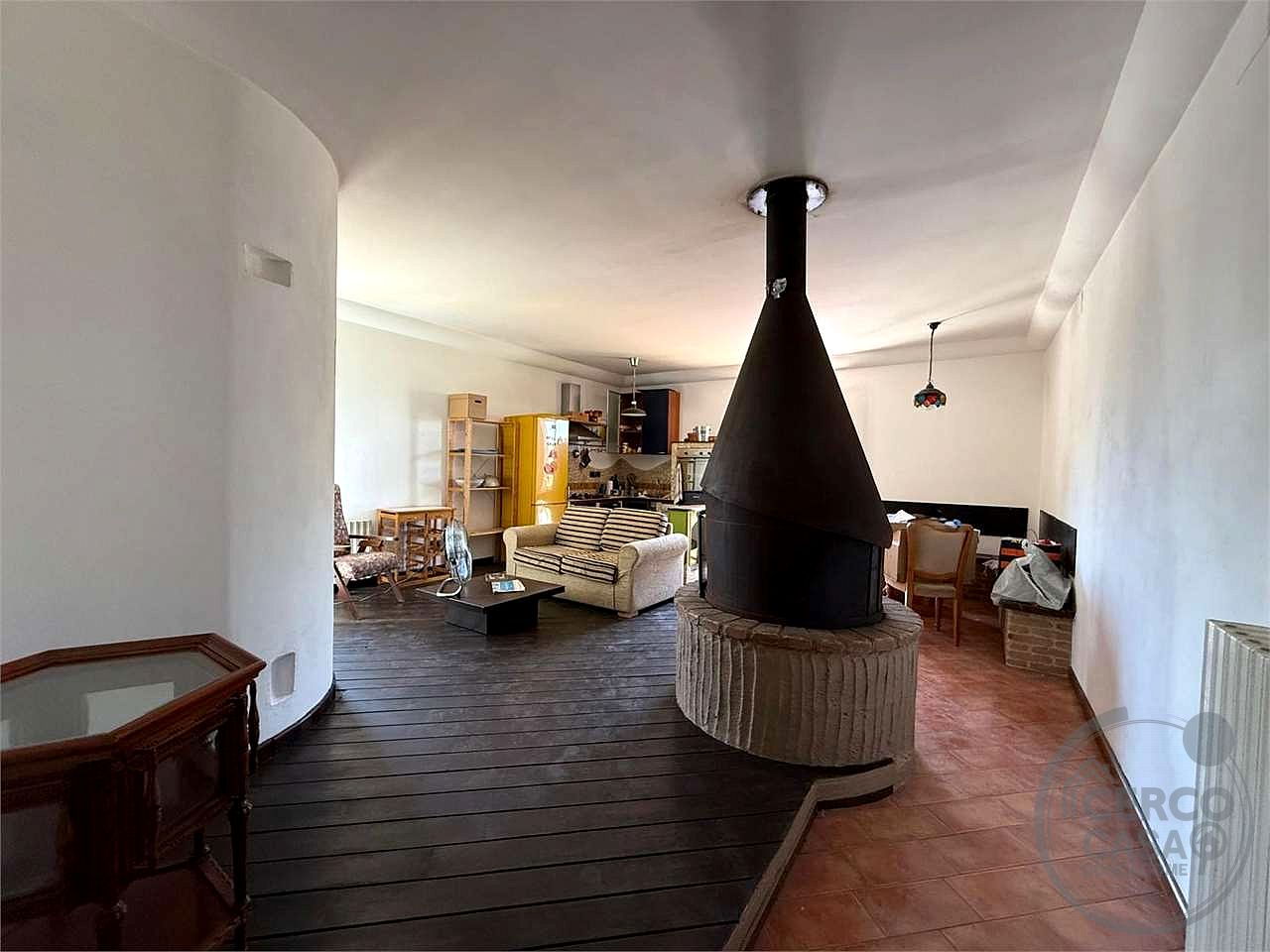 ASSISI - TORDIBETTO - APPARTAMENTO AL PIANO TERRA RIALZATO CON CORTE ESCLUSIVA