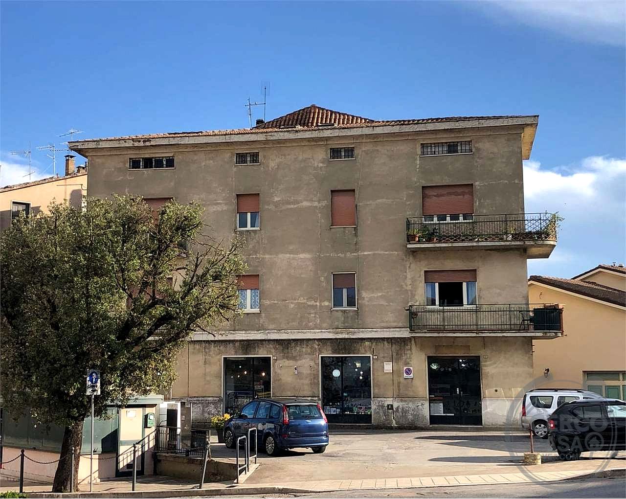 TODI - ZONA CENTRALE - APPARTAMENTO AL PIANO TERRA RIALZATO