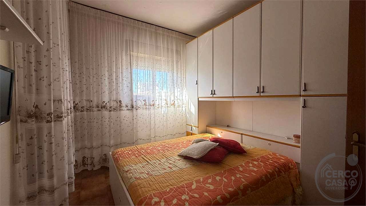 TODI - PANTALLA - APPARTAMENTO AL PIANO PRIMO E SECONDO