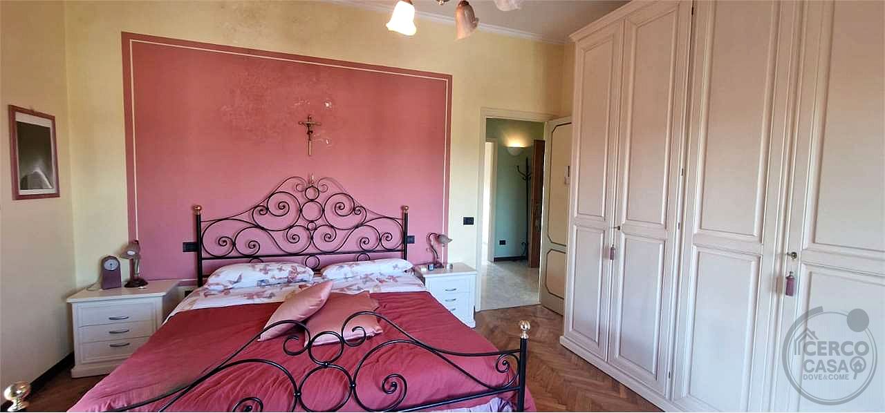TODI - LOC. CAPPUCCINI - APPARTAMENTO AL SECONDO PIANO