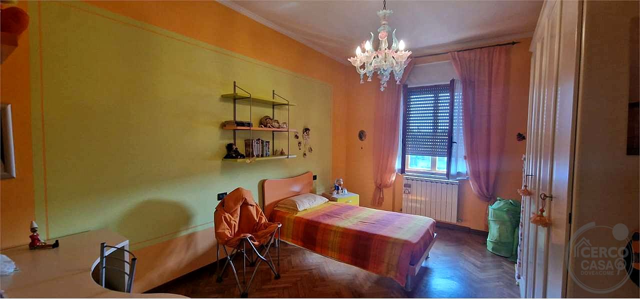 TODI - LOC. CAPPUCCINI - APPARTAMENTO AL SECONDO PIANO