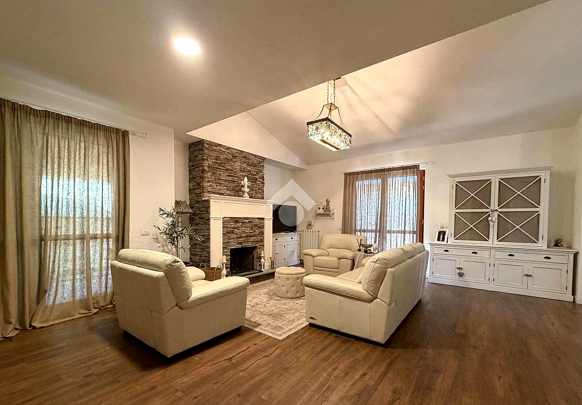 Villa in vendita a Tuillo a Terni