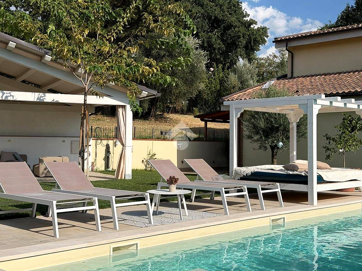 Villa in vendita a Tuillo a Terni