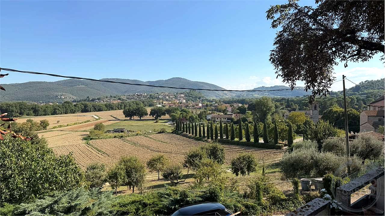 MANTIGNANA DI CORCIANO – LOC. BUCHIGNANO | VILLINO INDIPENDENTE