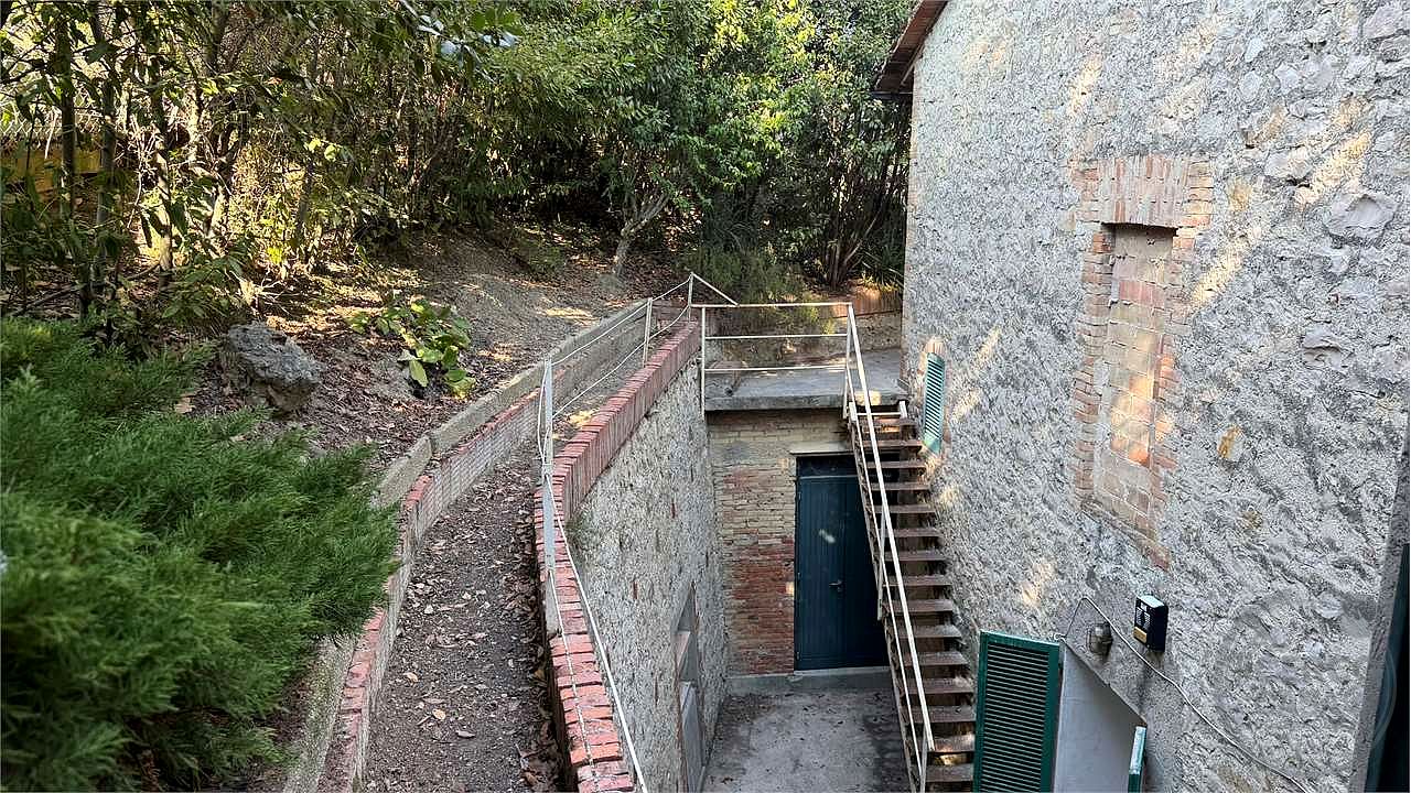 MANTIGNANA DI CORCIANO – LOC. BUCHIGNANO | VILLINO INDIPENDENTE