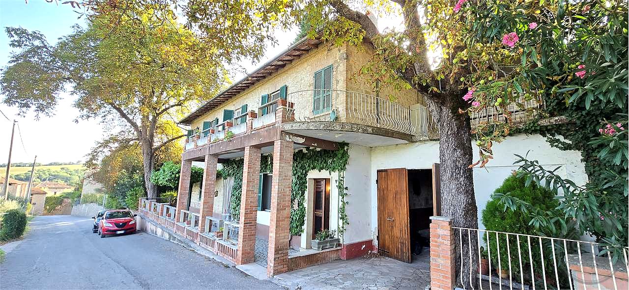 MANTIGNANA DI CORCIANO – LOC. BUCHIGNANO | VILLINO INDIPENDENTE
