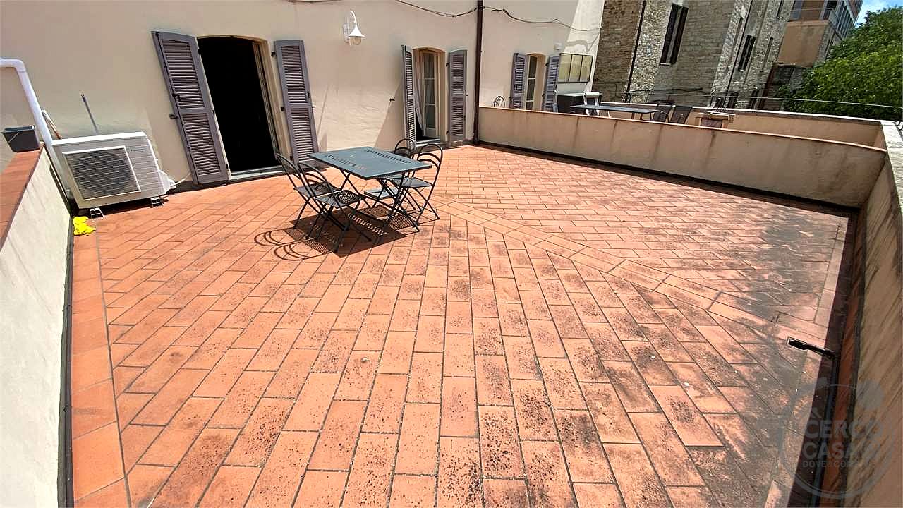 Corso Cavour Bilocale arredato con ampio terrazzo