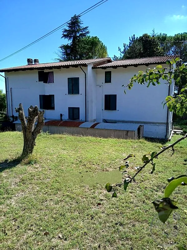 BIFAMILIARE PONTE VALLECEPPI a
