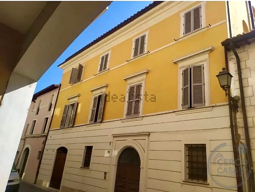 ZONA DUOMO a Terni - foto di copertina