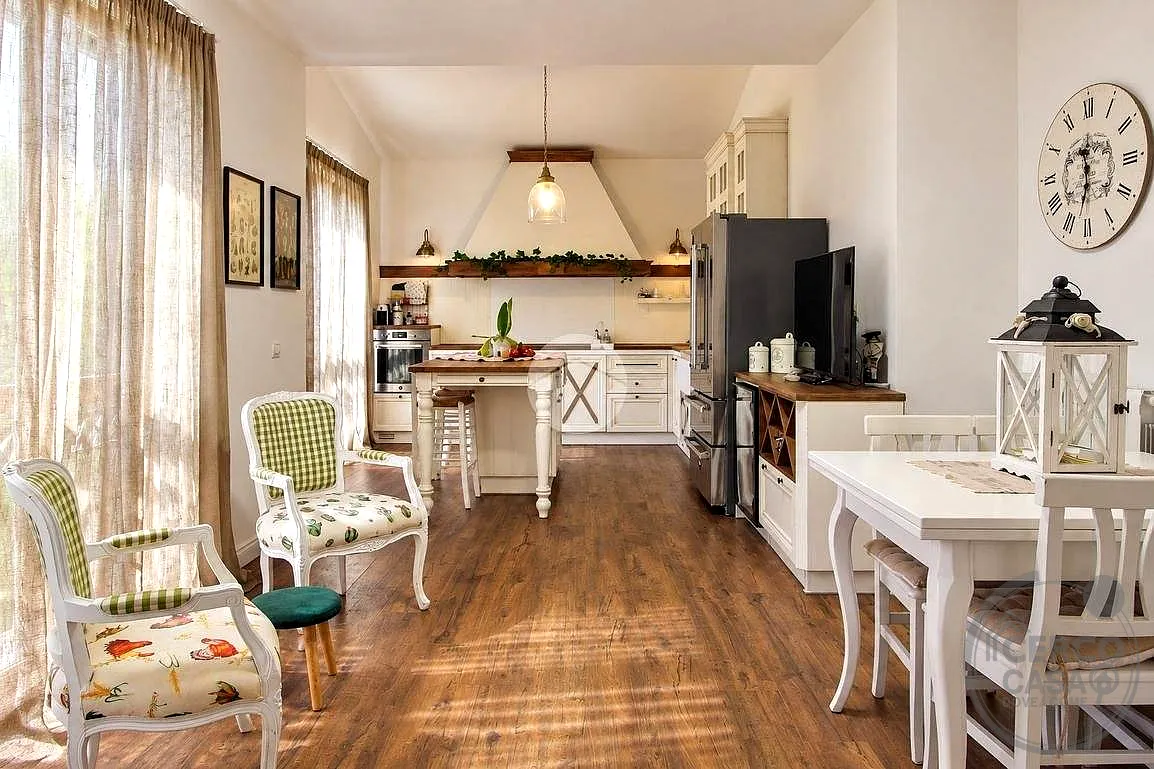VILLA CON PISCINA TERNI TUILLO a Terni